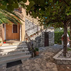 Feniks Appartamento Porec